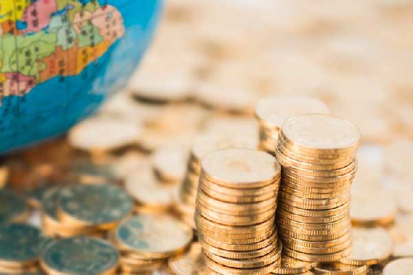 九方智投AI股票机亮相2025可持续全球领导者大会，以科技赋能投资教育新生态